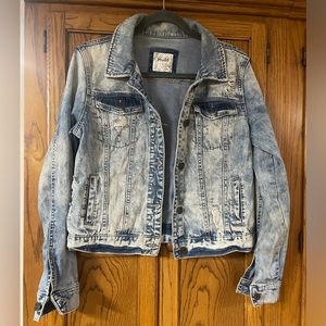 Ladies blue Jean jacket by Mudd size large